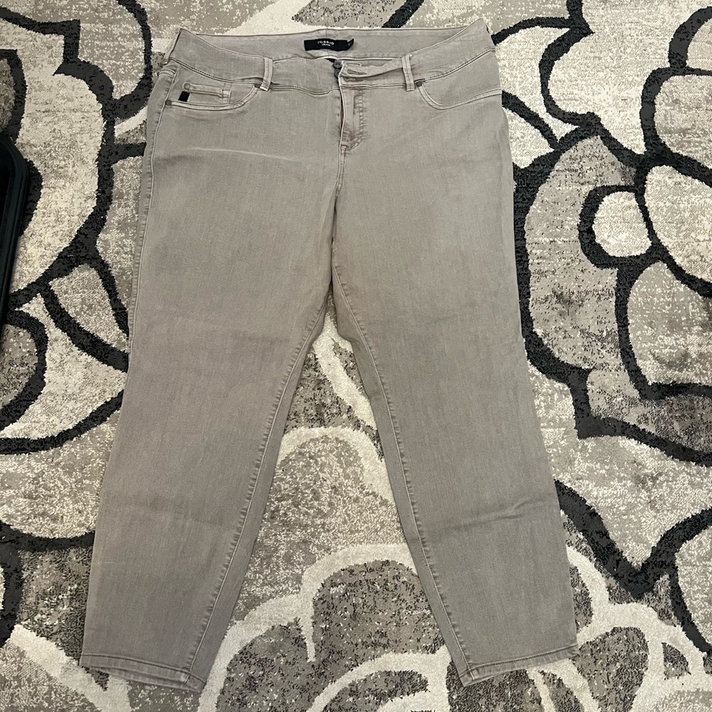 Torrid stone color jeggings